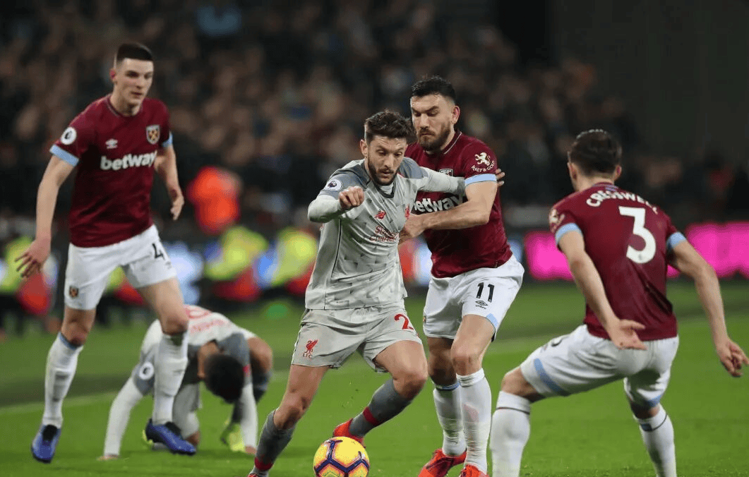 包含AC米兰客场大胜，追赶领先两分差距的词条