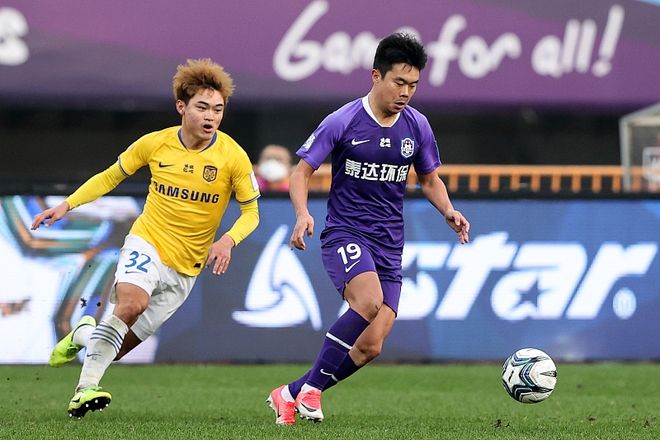 包含天津泰达不敌江苏苏宁，遭遇滑铁卢的词条